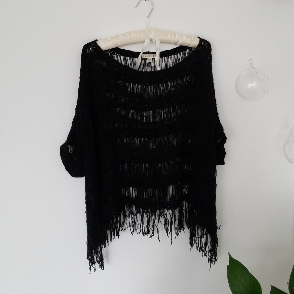 Knot Sisters light sweater